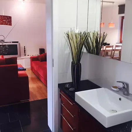 Happy Place Apartment