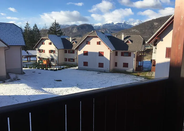 Happy Place 아파트 보히니